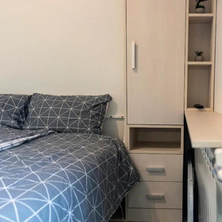 New Studio in the city center - One-Bedroom Apartment - 2