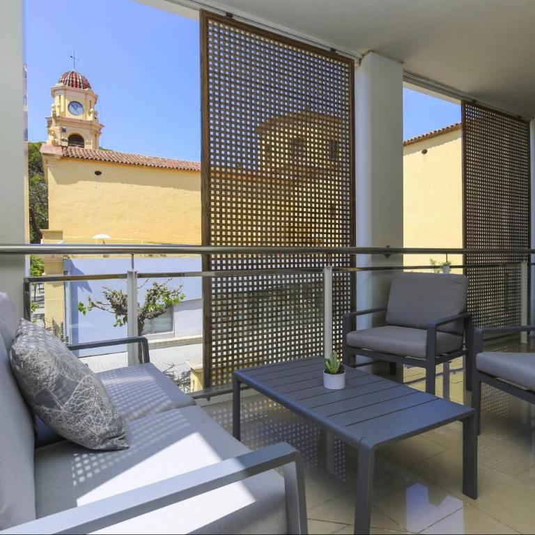 SOLIMAR 10 SALOU Solo FAMILIAS con Parking y piscina - Two-Bedroom Apartment - 41