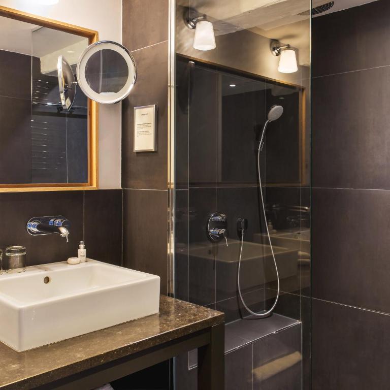 New Hotel Roblin - Suite - Habitación Familiar - 4