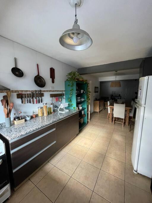 Hermoso departamento céntrico, con estacionamiento - Apartamento de 1 dormitorio - 1