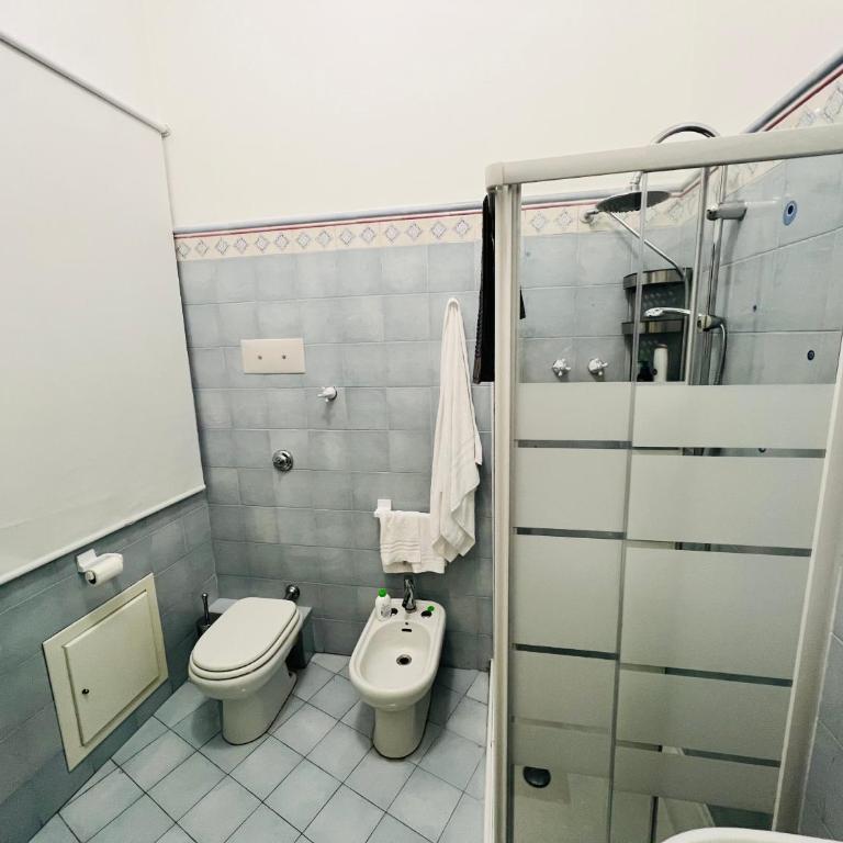 38,VELASQUEZ - Appartamento con 2 Camere da Letto - 68