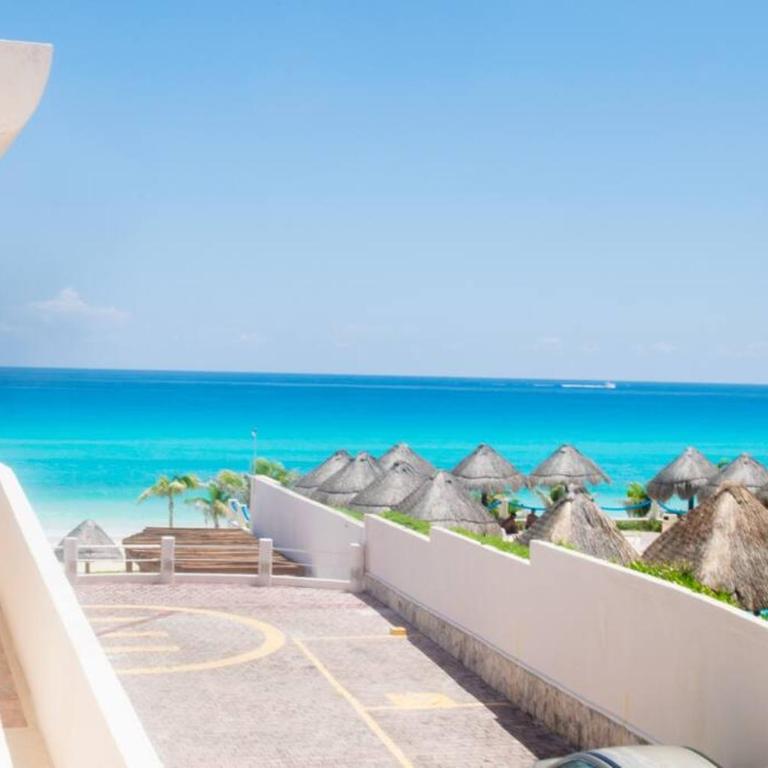 Ocean front Villa Marlin, best location in hotel zone #109 - One-Bedroom Apartment - 30