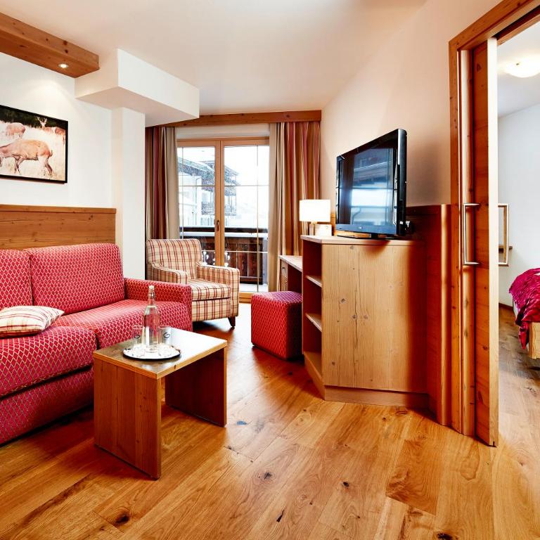 Biohotel Castello Königsleiten - Suite mit Balkon und Bergblick - 3