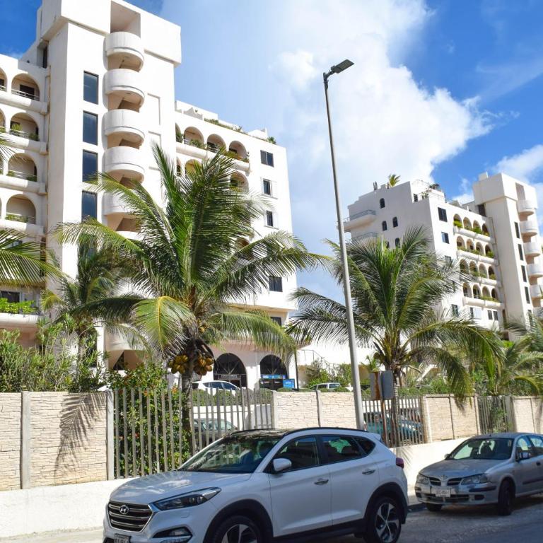 Ocean front Villa Marlin, best location in hotel zone #109 - One-Bedroom Apartment - 40