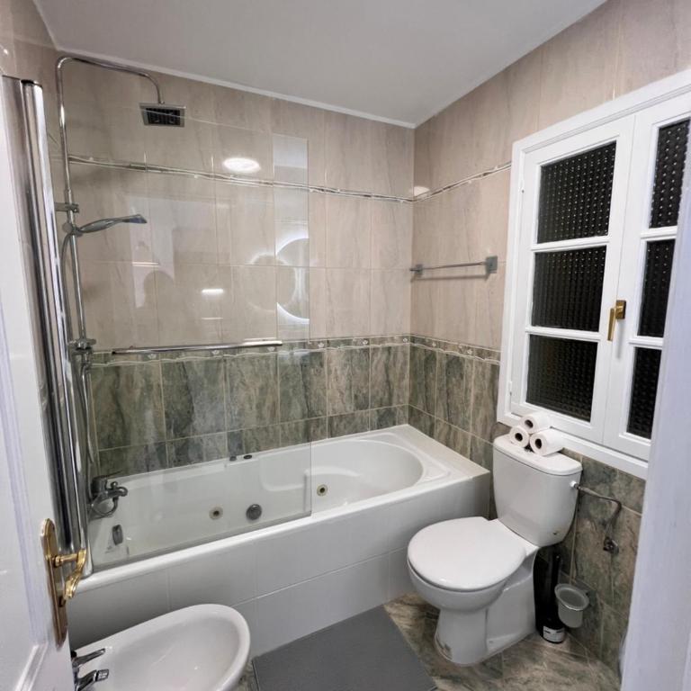 BRIGHT AND QUIET WINDSOR PARK APARTMENT - Apartamento de 1 dormitorio - 16
