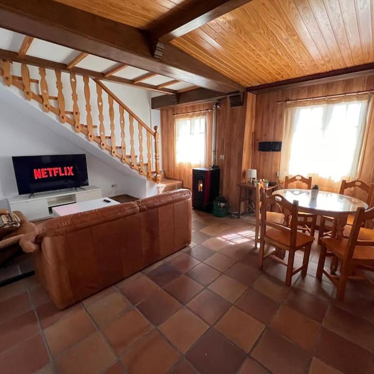 SIERRA NEVADA apartamento, ideal para grupos, aparcamiento en la puerta y con impresionantes vistas - Apartamento de 3 dormitorios - 15