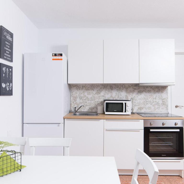 Sea View 2 Bedrooms Apartment in Costa Adeje with Aircon - Apartamento de 2 dormitorios - 2
