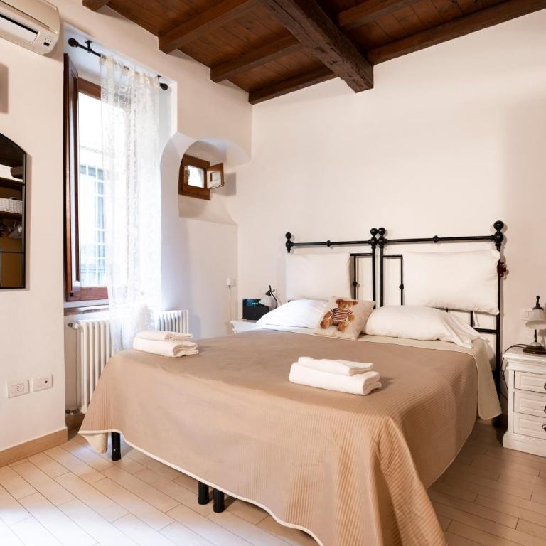 Historic Apartment Steps from Duomo & Uffizi - Appartamento con 1 Camera da Letto - 16