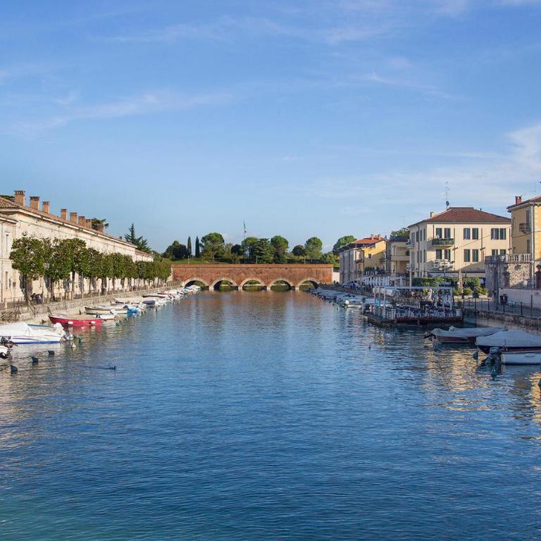 4 Bedroom Beautiful Apartment In Mantova - Appartamento con 4 Camere da Letto - 27