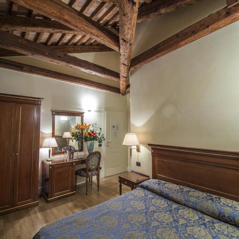 B&B Le Marie - Camera Matrimoniale Deluxe con Vista Canale - 8