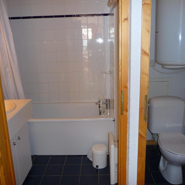 3 Pièces au pied des pistes - Morillon 1100, 6-7 pers, TV - Apartment mit 2 Schlafzimmern - 4