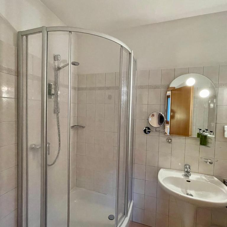 Alpinhotel Vajolet - Adults only - Camera Matrimoniale Economy con Balcone - 2