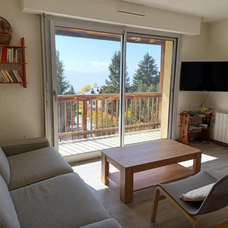 Les Sorbiers - Grand T4 ensoleillé avec Vue Panoramique - Appartement - 15