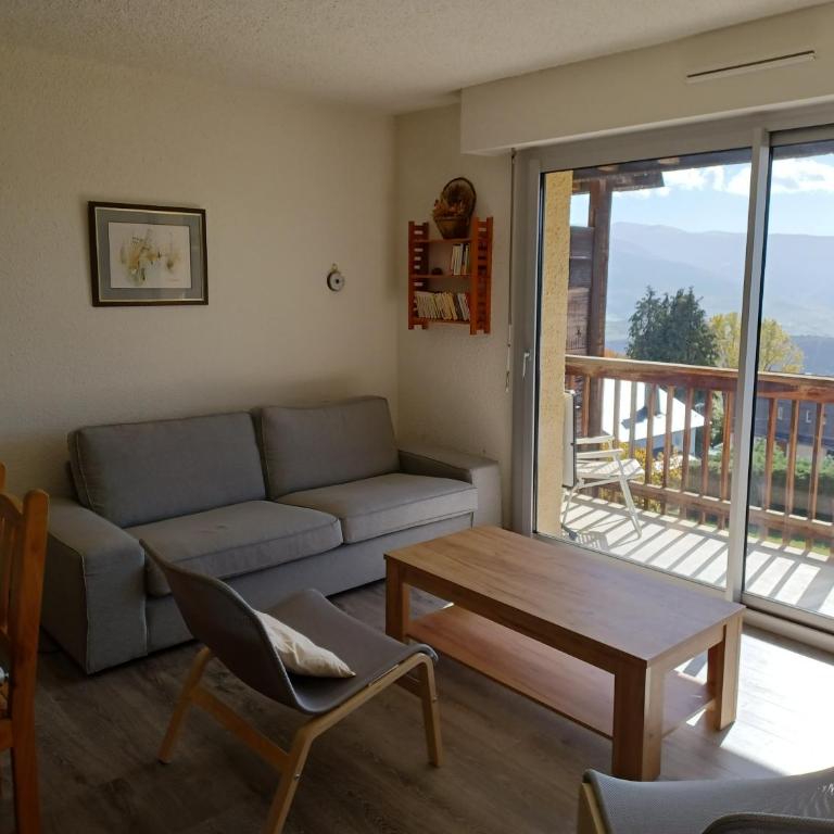 Les Sorbiers - Grand T4 ensoleillé avec Vue Panoramique - Appartement - 7