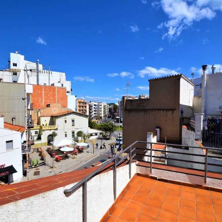 LUXURY HOUSE 8 PERSONS FRONT THE BEACH BLANES COSTA BRAVA - Villa - 34