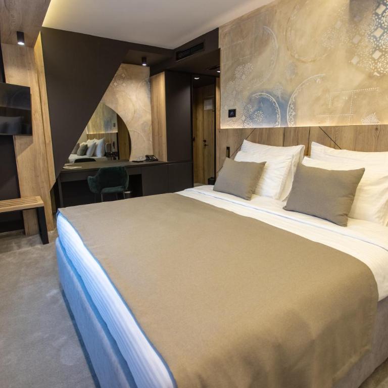 HOTEL ROYAL MOUNTAIN - Suite sa 2 Spavaće Sobe - 2