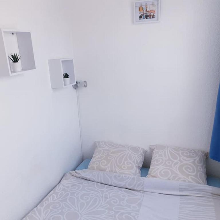 Agréable Studio Cabine - Clim-Piscine-Parking - proche Plage RICHELIEU - Appartement - 17