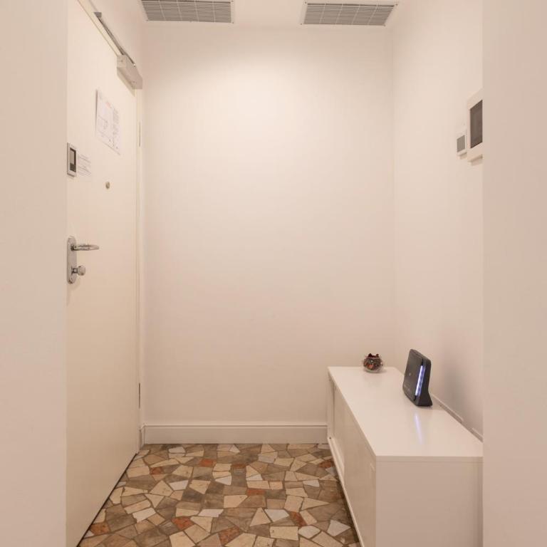 Gaffurio Apartments - Four Bedrooms Apartment N third floor - 4