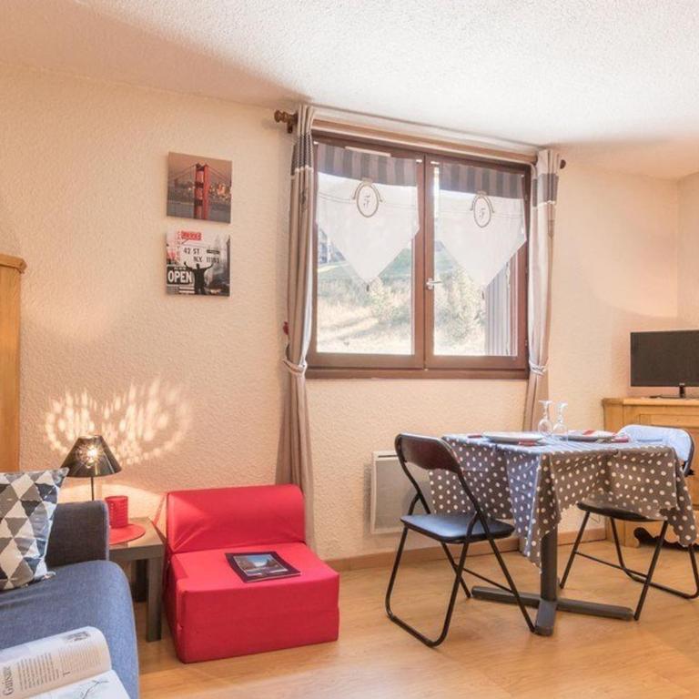 Studio confort 2 pers avec balcon et parking privé - Appartement 1 Chambre - 6