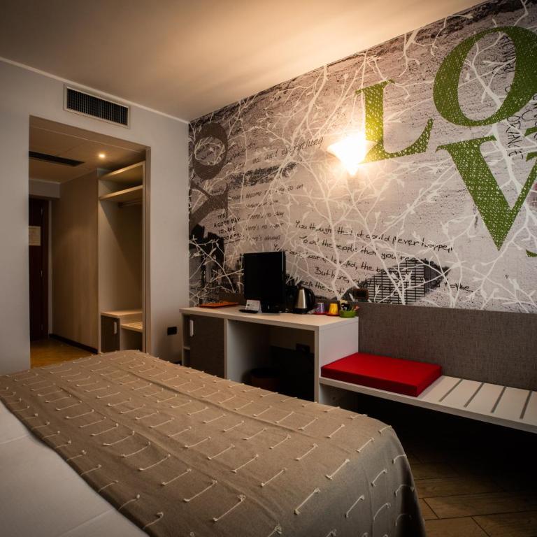 Hotel Palazzo Lovera - Deluxe Room - 4