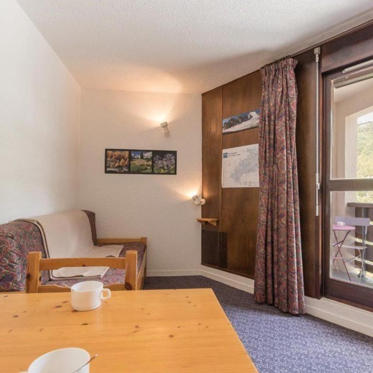 Studio avec balcon et casier à ski, 4 couchages - Serre-Chevalier, Chantemerle - Appartement 1 Chambre - 4
