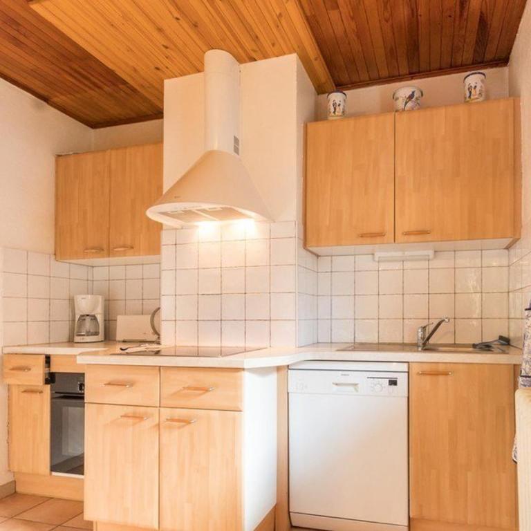 Chalet spacieux 8 pers. avec cheminée et TV à Serre-Chevalier, Chantemerle - Appartement 4 Chambres - 3