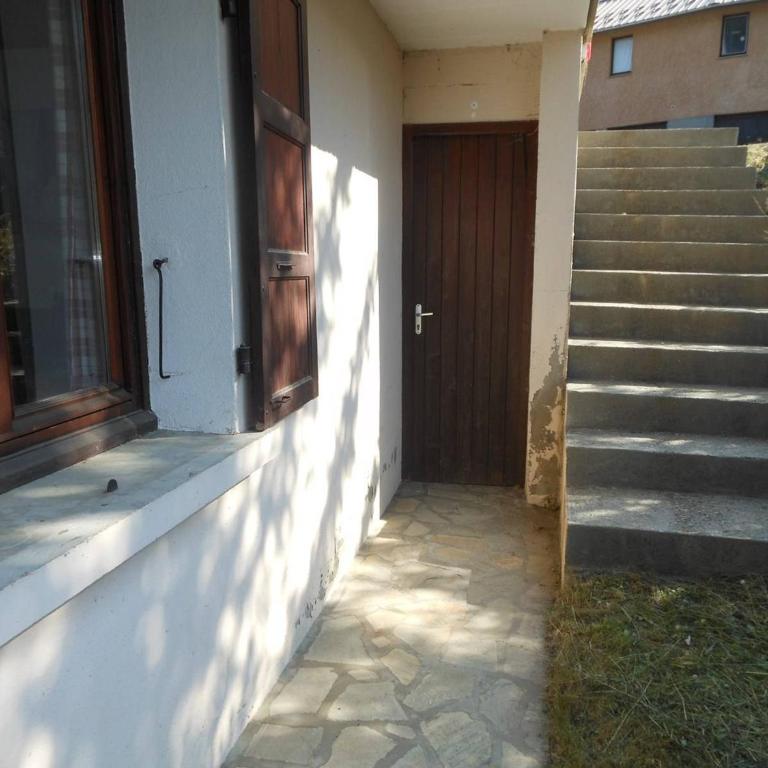 Chalet spacieux 8 pers. avec cheminée et TV à Serre-Chevalier, Chantemerle - Appartement 4 Chambres - 12