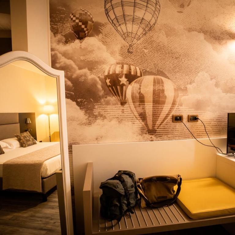 Hotel Palazzo Lovera - Deluxe Room - 12