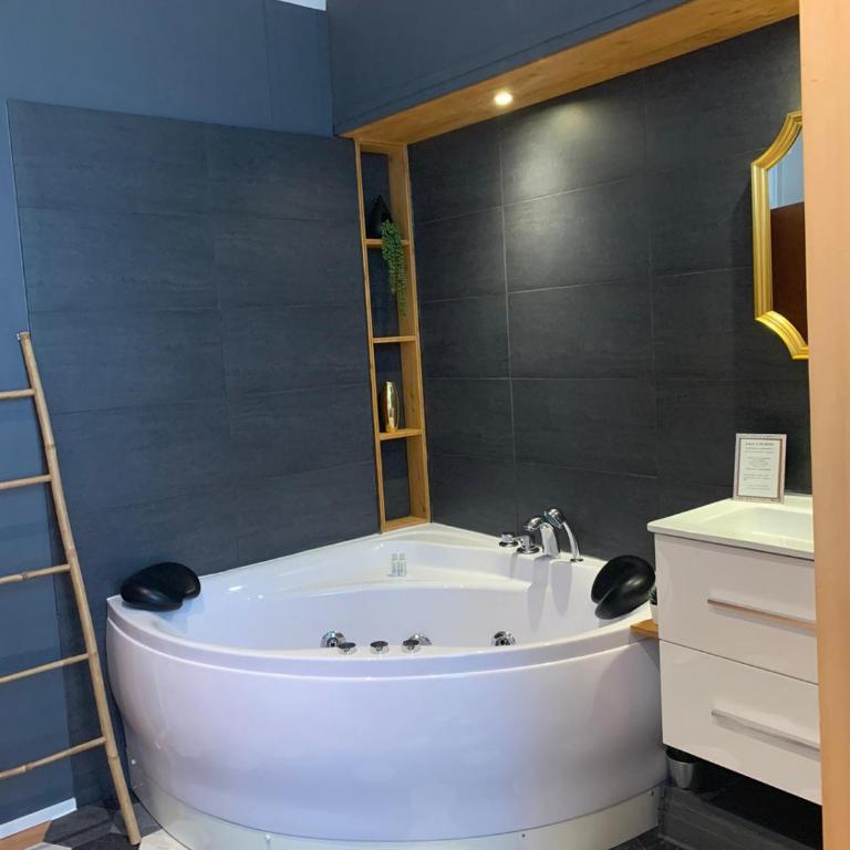 L'Appart d'Hugo - One-Bedroom Apartment - 5