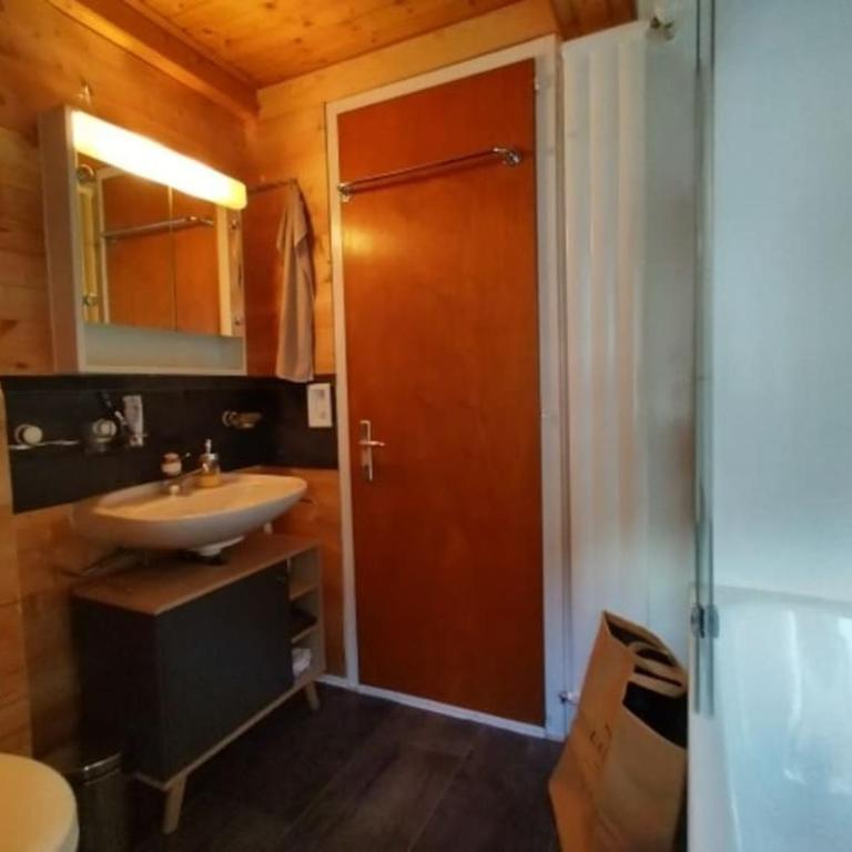 Centre Ville Appartement - Apartment mit 2 Schlafzimmern - 17