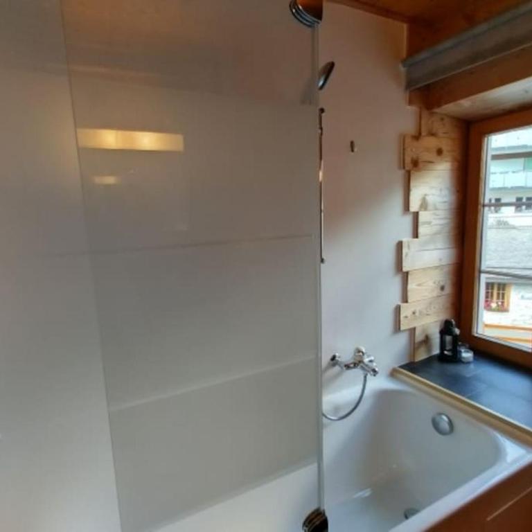 Centre Ville Appartement - Apartment mit 2 Schlafzimmern - 43