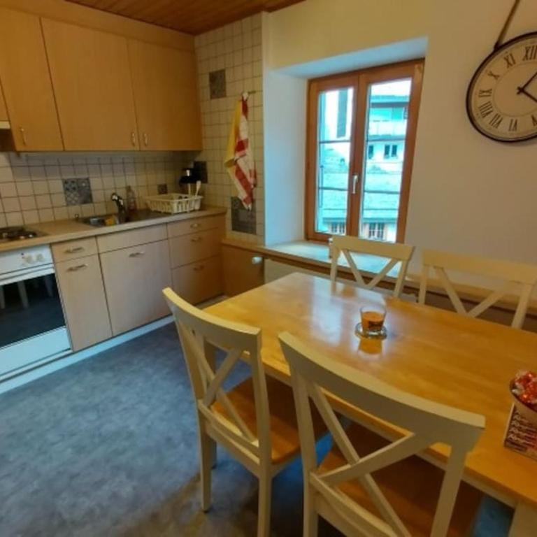 Centre Ville Appartement - Apartment mit 2 Schlafzimmern - 46