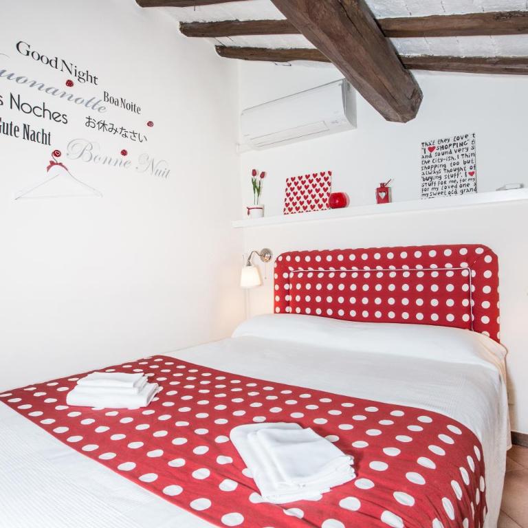 Moro Magenta 1 Casa e Appartamento per Vacanze - Appartamento con 2 Camere da Letto e Balcone (5 Adulti) - Via Del Moro, 5 - 28