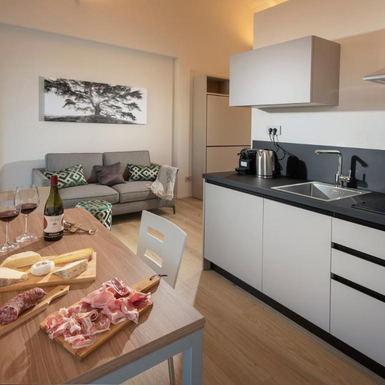 Borgo Roggeri - Country House nelle Langhe - Suite con Vista Giardino - 10