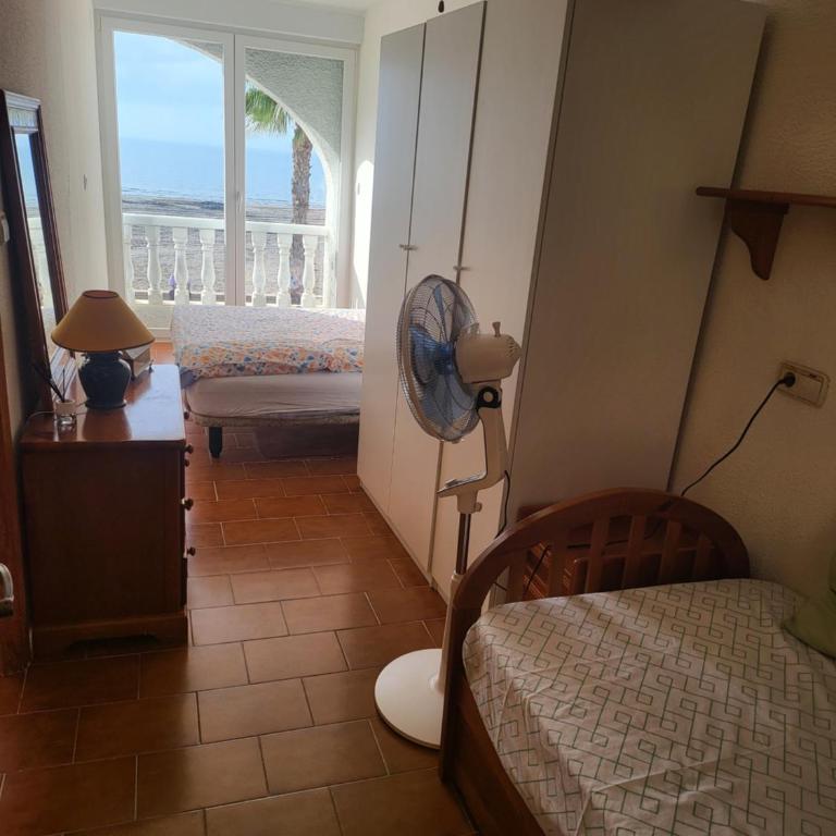 Casa Primera Linea Playa Tamarit (Santa Pola) - Casa de 4 dormitorios - 34