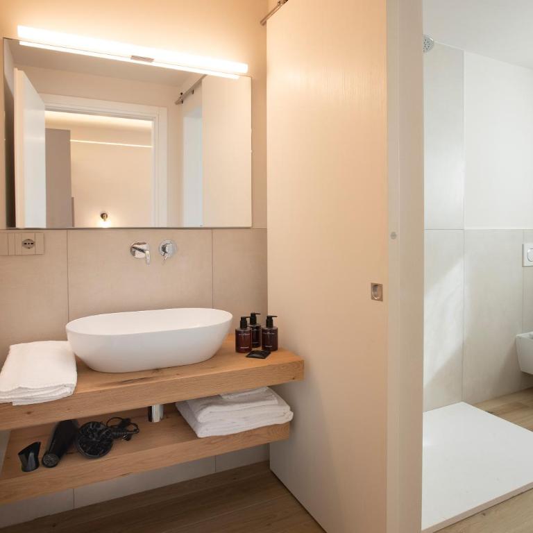 Borgo Roggeri - Country House nelle Langhe - Monolocale King con Divano-Letto - 12