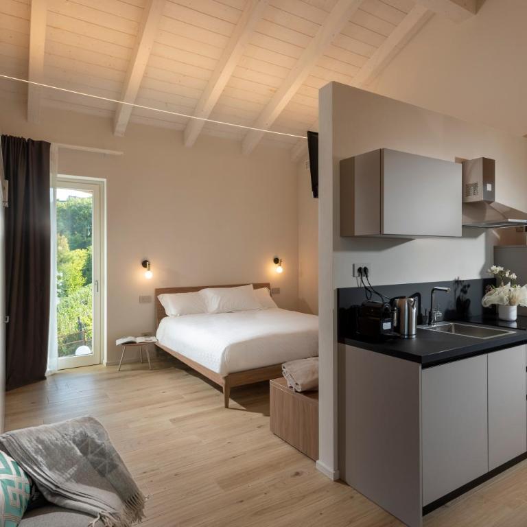 Borgo Roggeri - Country House nelle Langhe - Suite con Vista Giardino - 14