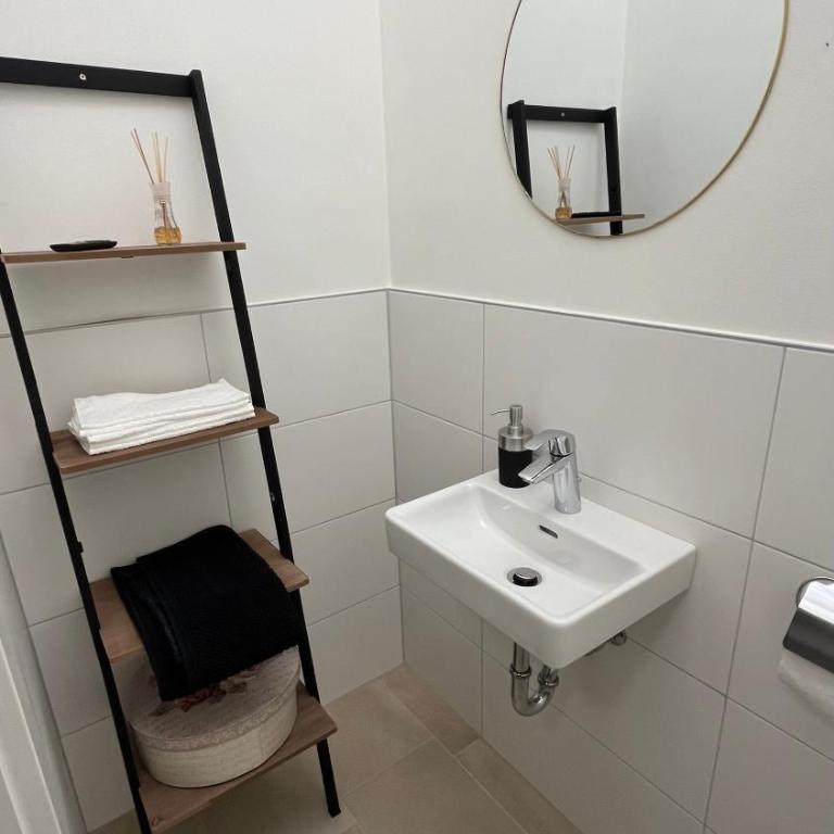 Ferienwohnung Karasek Deluxe - Apartment mit Seeblick - 26