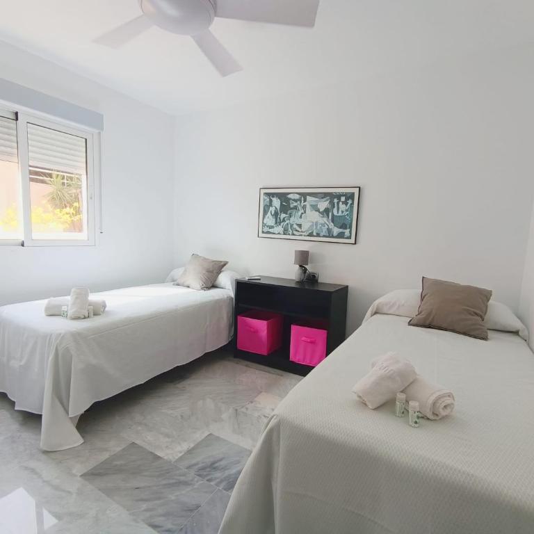 Expoholidays- Primera línea con parking incluido - Apartamento de 2 dormitorios con terraza y vistas al mar - 9