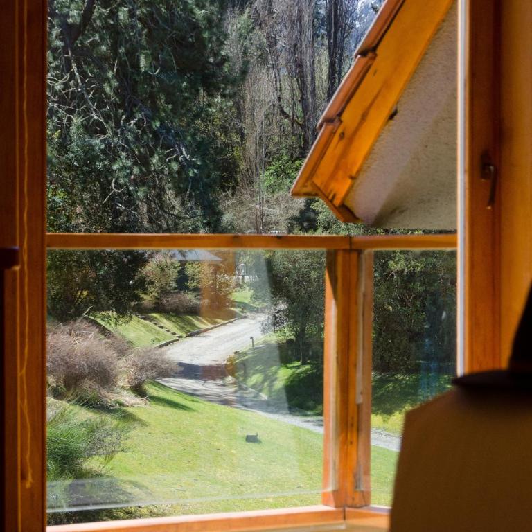 Correntoso Lake & River Hotel - Habitación Familiar con vistas a la montaña - 4