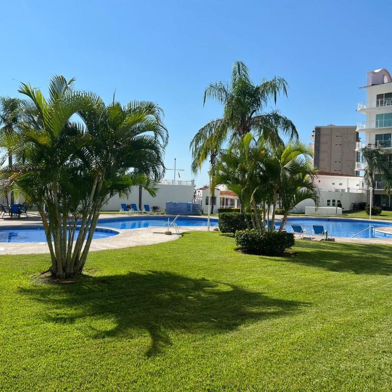 Relax Apt in Marina Puesta del Sol-Pool in Front - Apartment with Pool View - 24