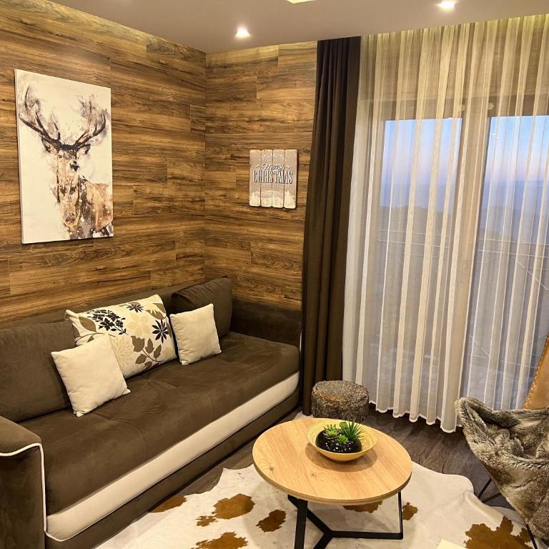 Apartment F10 Milmari Resort - Apartment with Mountain View - 2