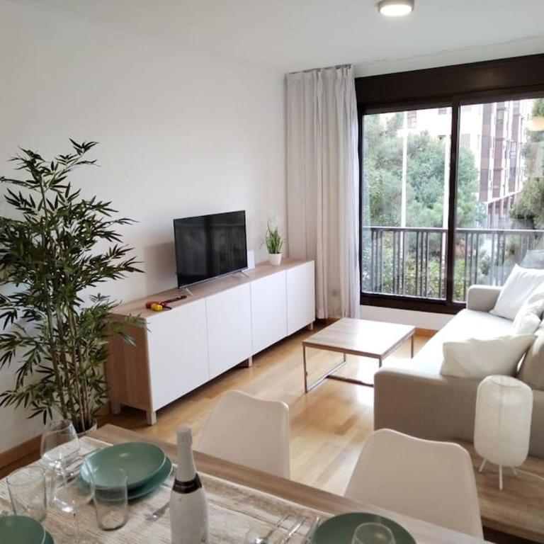 Apartamento amplio, luminoso y confortable CC - One-Bedroom Apartment - 1
