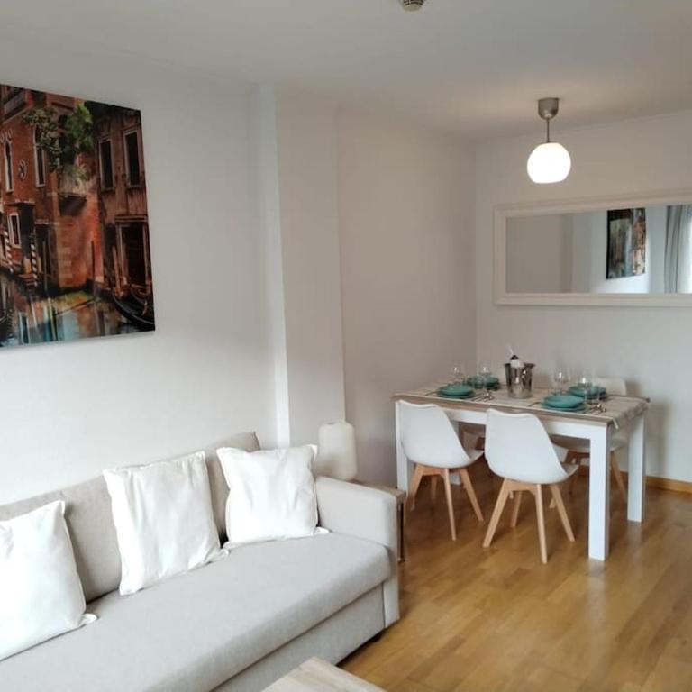 Apartamento amplio, luminoso y confortable CC - One-Bedroom Apartment - 14