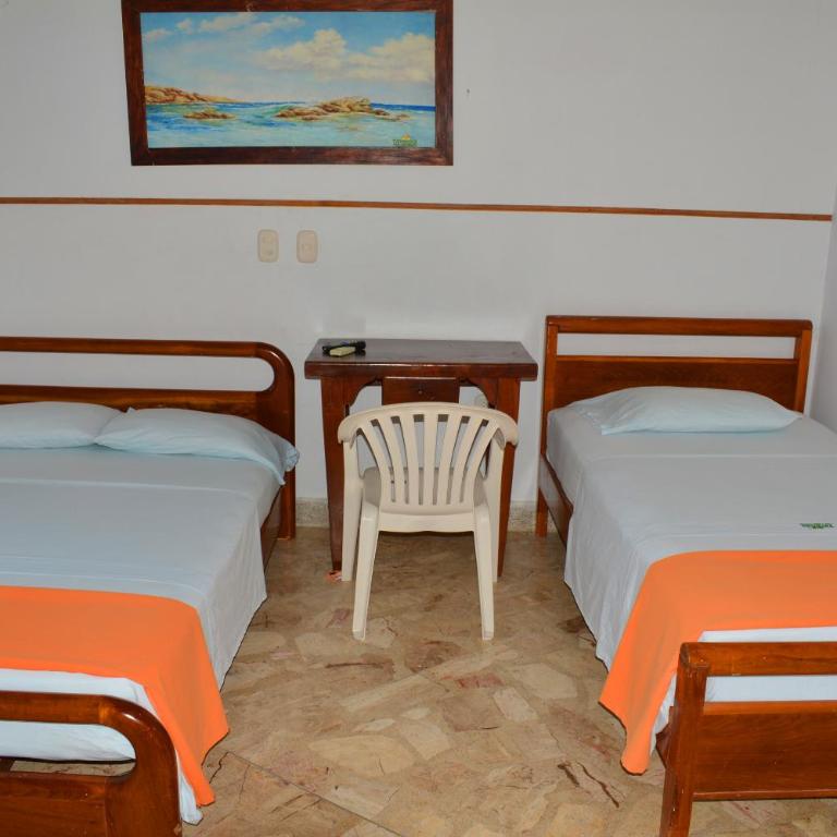 Hotel Tayrona - Habitación Doble Deluxe con cama supletoria - 2