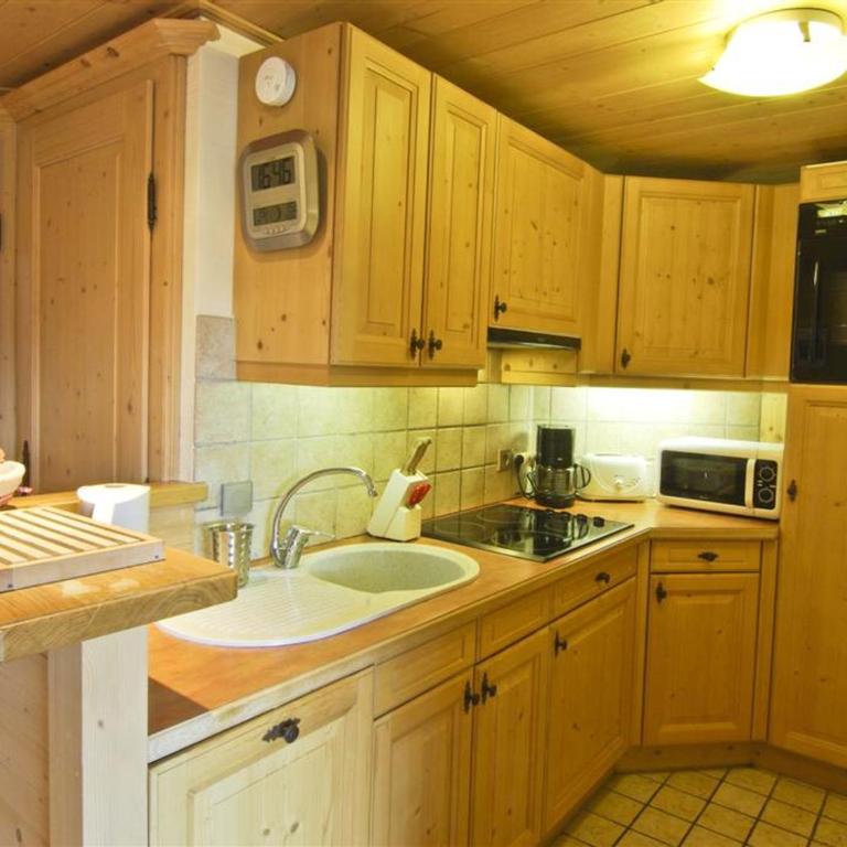 Bel appartement 3 étoiles avec parking et wifi, proche pistes à Chamonix - FR-1-343-168 - Apartment - 4