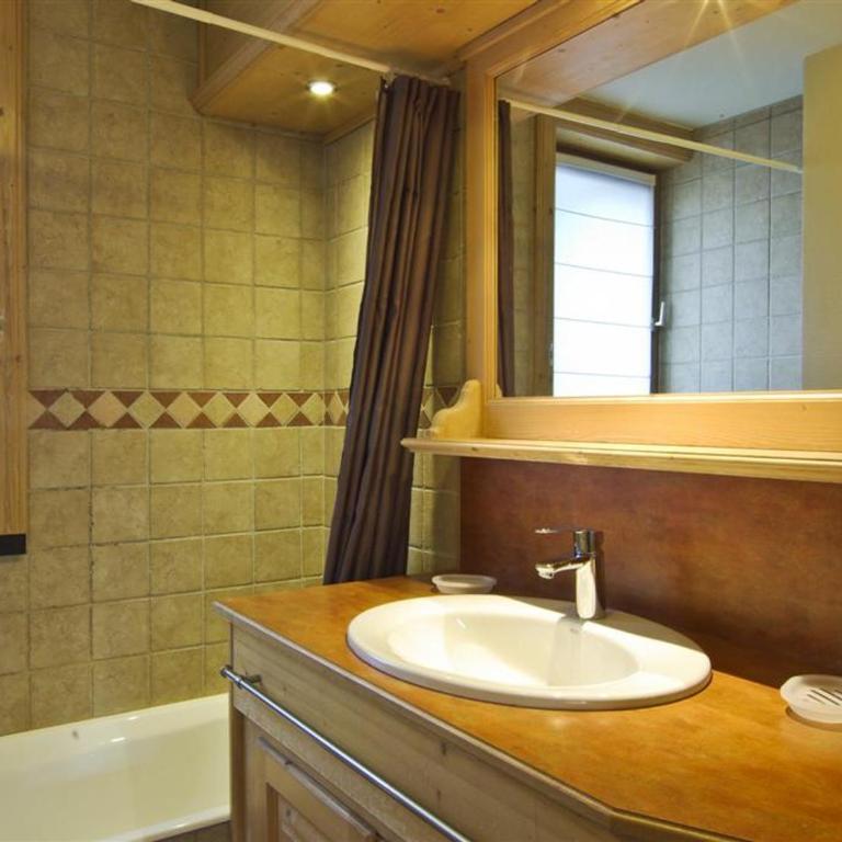 Bel appartement 3 étoiles avec parking et wifi, proche pistes à Chamonix - FR-1-343-168 - Apartment - 13