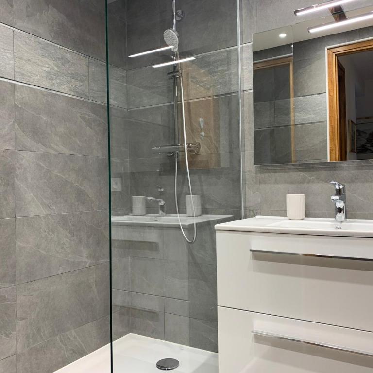 Appartement Chamonix, terrasse, 4 pers, parking privé - FR-1-343-172 - Appartamento - 2