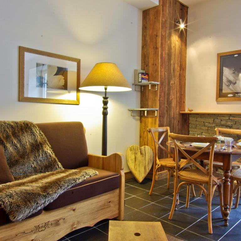 Superbe appartement Chamonix pour 4, balcon, vue Mont Blanc - FR-1-343-209 - Apartment - 3