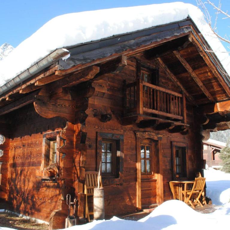 Charmant mazot avec jardin, animaux admis, parking, wifi - FR-1-343-215 - Chalet - 2